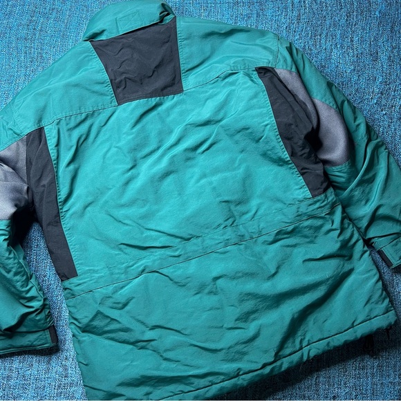 Vintage Obermeyer Everest Winter Ski Snow Jacket in Green Black - Picture 6 of 11